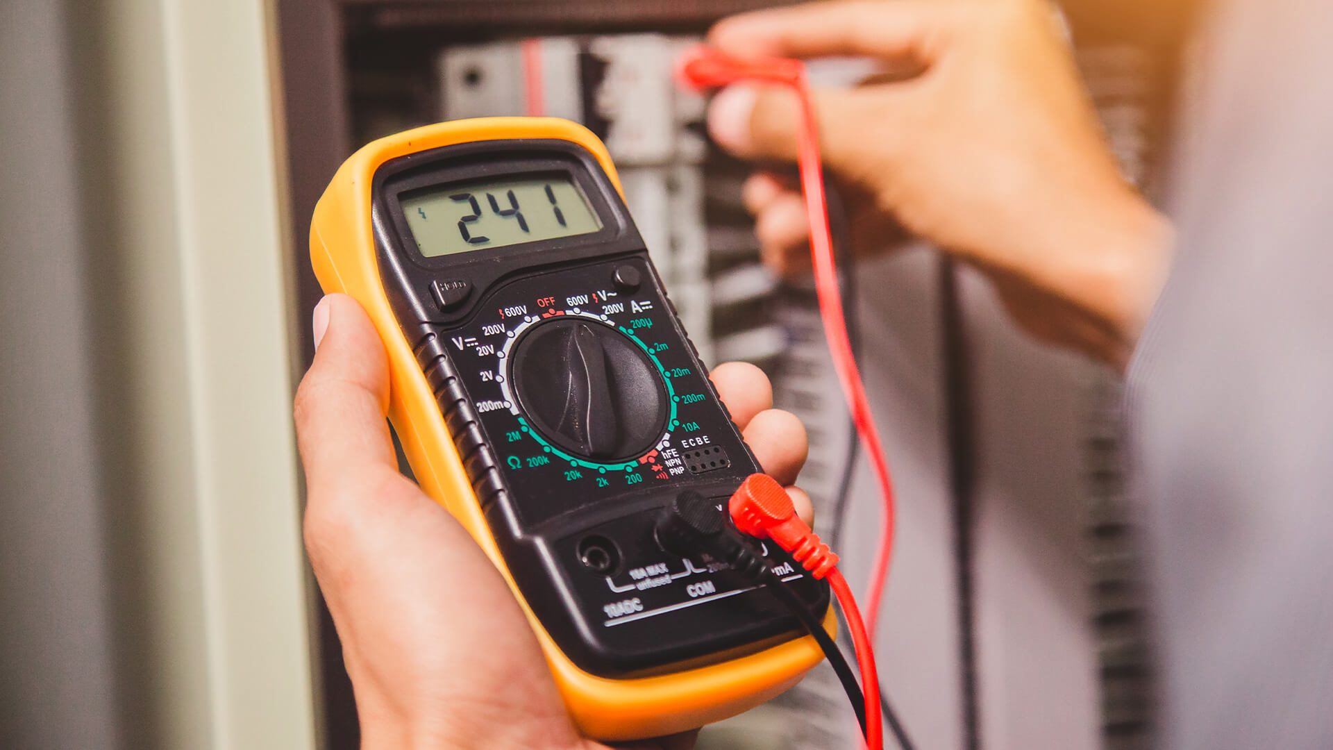 Verschillende Soorten Multimeters